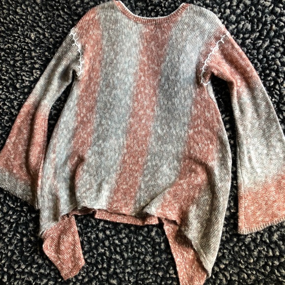 Knox Rose ombré bell sleeve sweater small - Picture 2 of 4